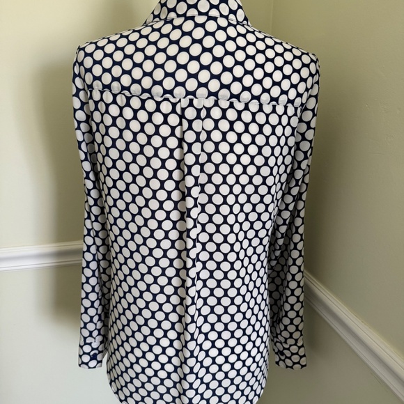 Express Long Sleeve Portofino Shirt for Women - Picture 2 of 6